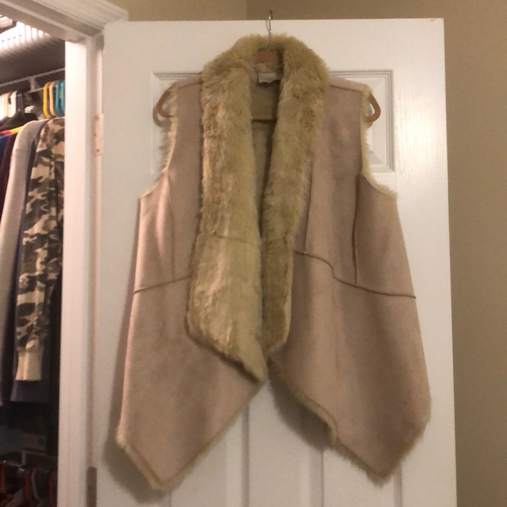 Anne Taylor Loft faux fur and suede vest